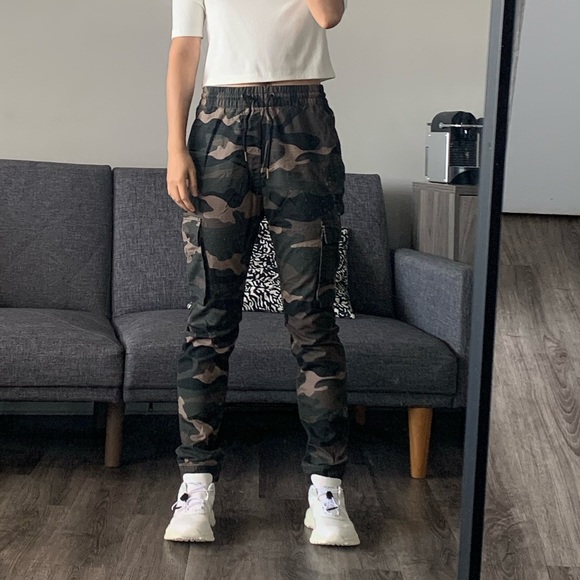 HM camo Cotton twill joggers size Man EU30 - Picture 1 of 6